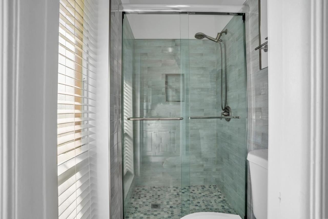 4 Bd Near Beach Spacious Solar Heated Pool Waterfront Home Pompano Beach Extérieur photo